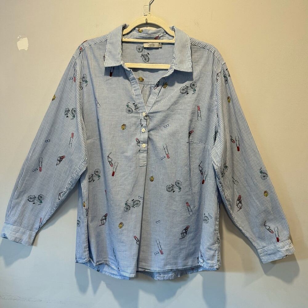 Dalia Women's 2X Blue White Striped Bicycle Lipstick Novelty Print Henley Blouse